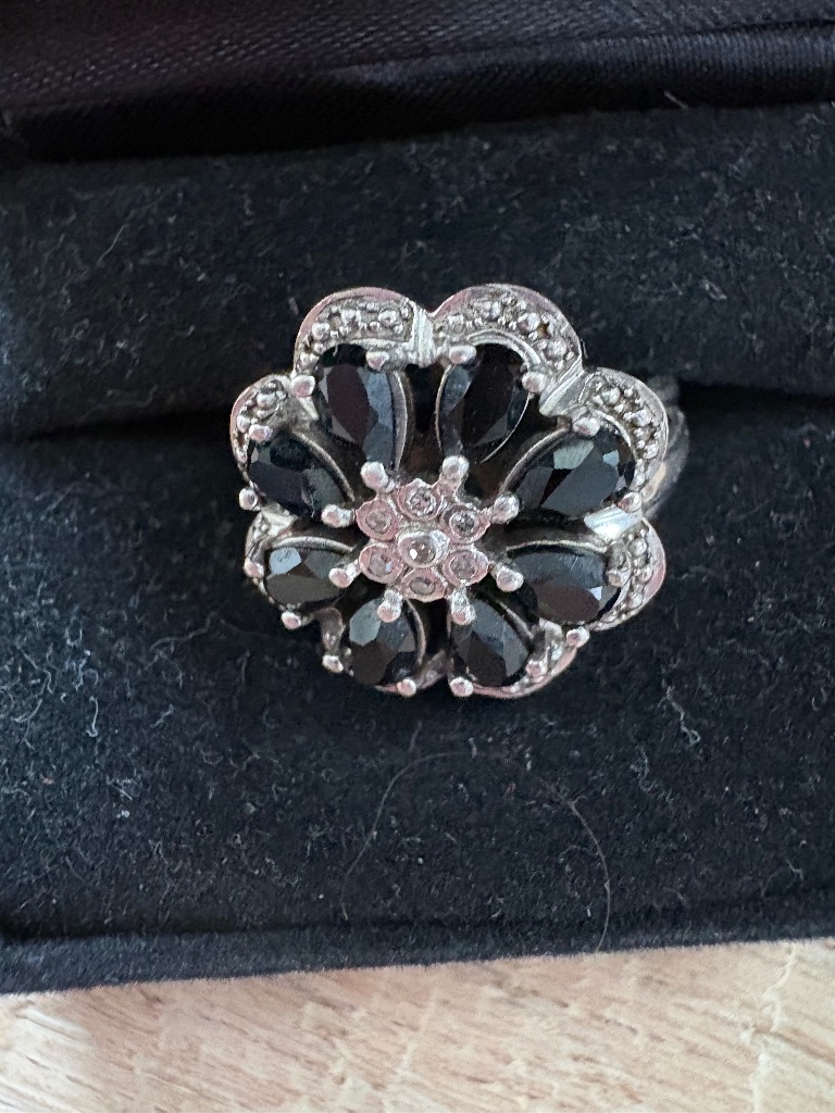 Alwand Vahan Sterling Silver Onyx And Diamond Flower Ring
